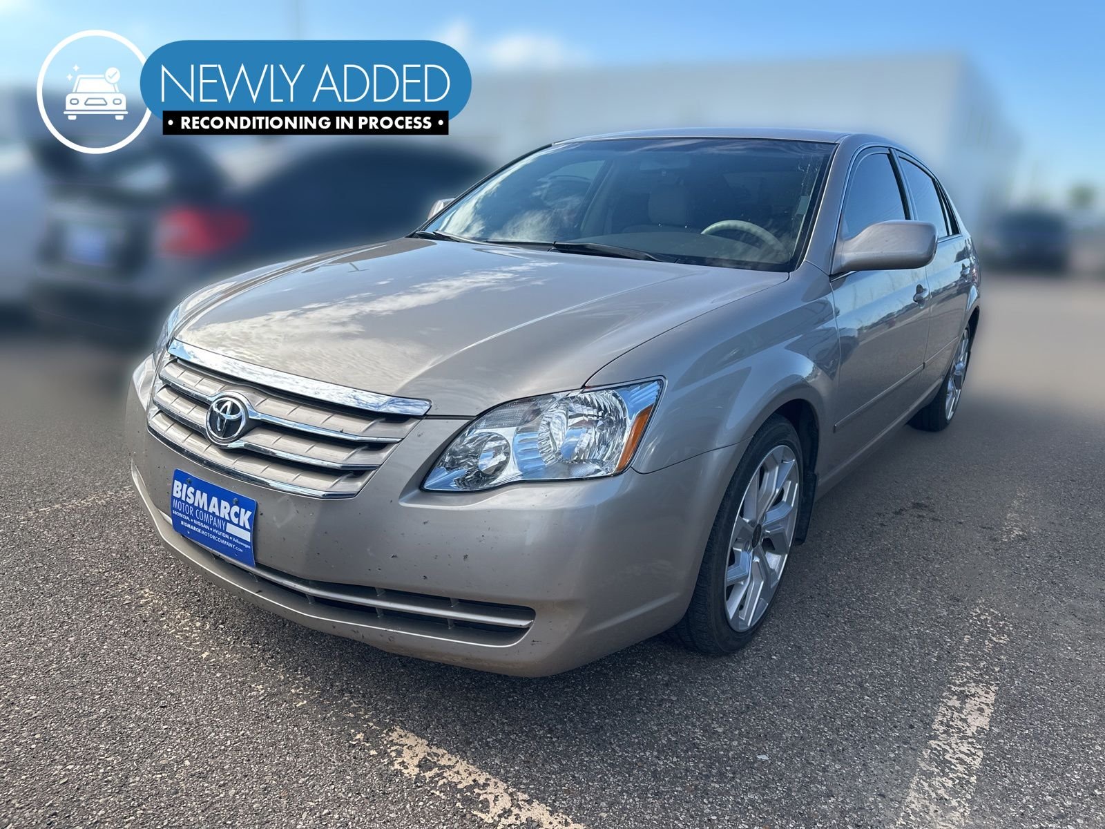 Used 2006 Beige Toyota XL image 1