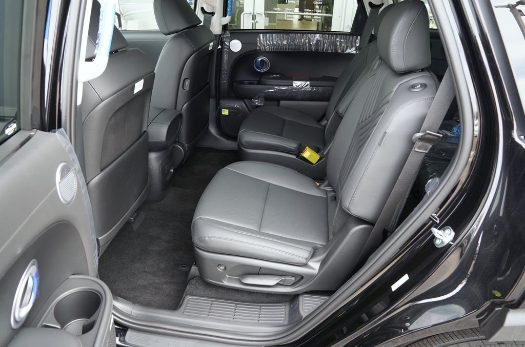 New 2026 Abyss Black Pearl Hyundai SEL Premium image 53