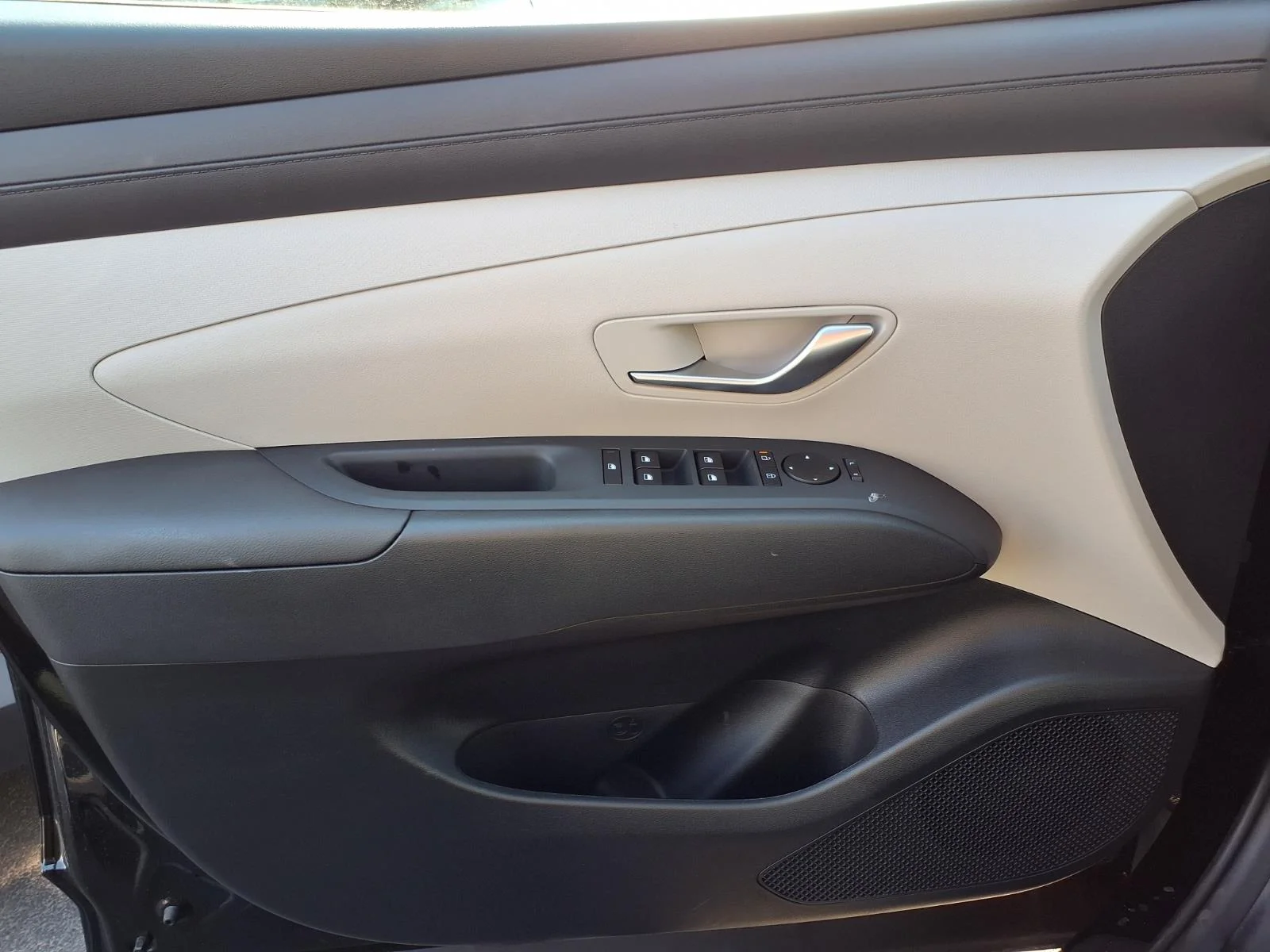 New 2026 Phantom Black Pearl Hyundai SE image 10
