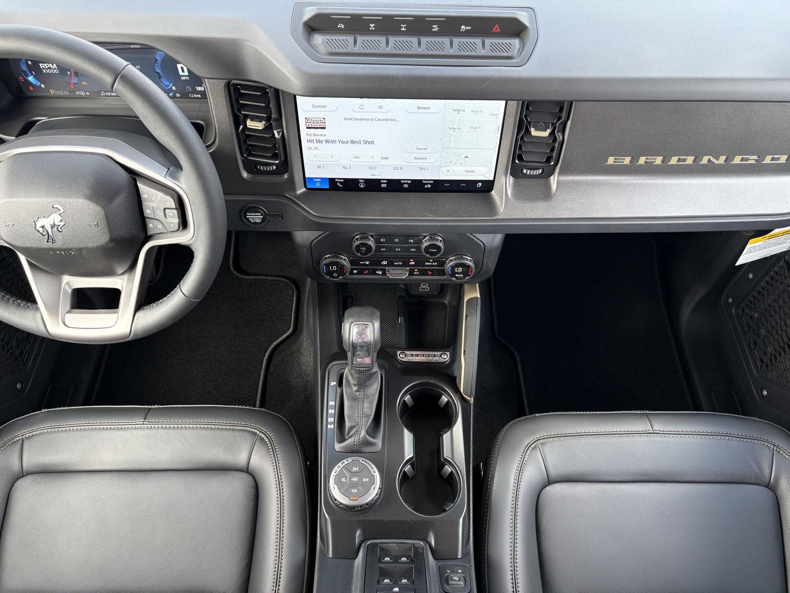 New 2026 Oxford White Ford Badlands® image 16