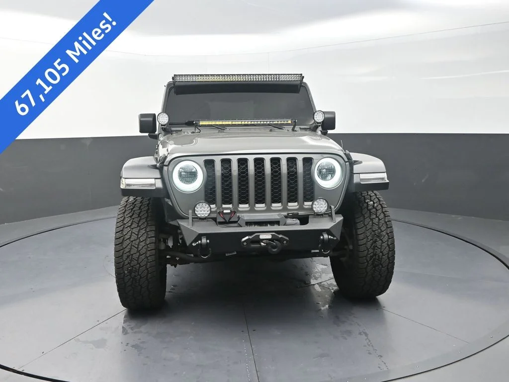 Used 2020 Gray Jeep Sport image 2