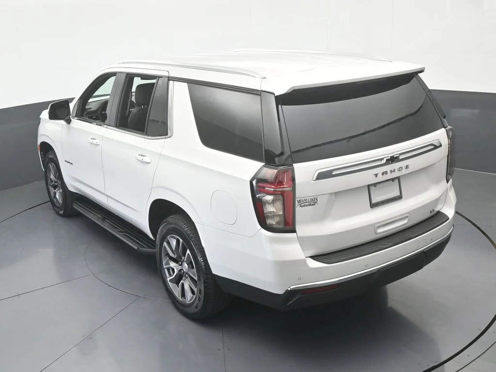 Used 2022 Iridescent Pearl Tricoat Chevrolet LT image 60