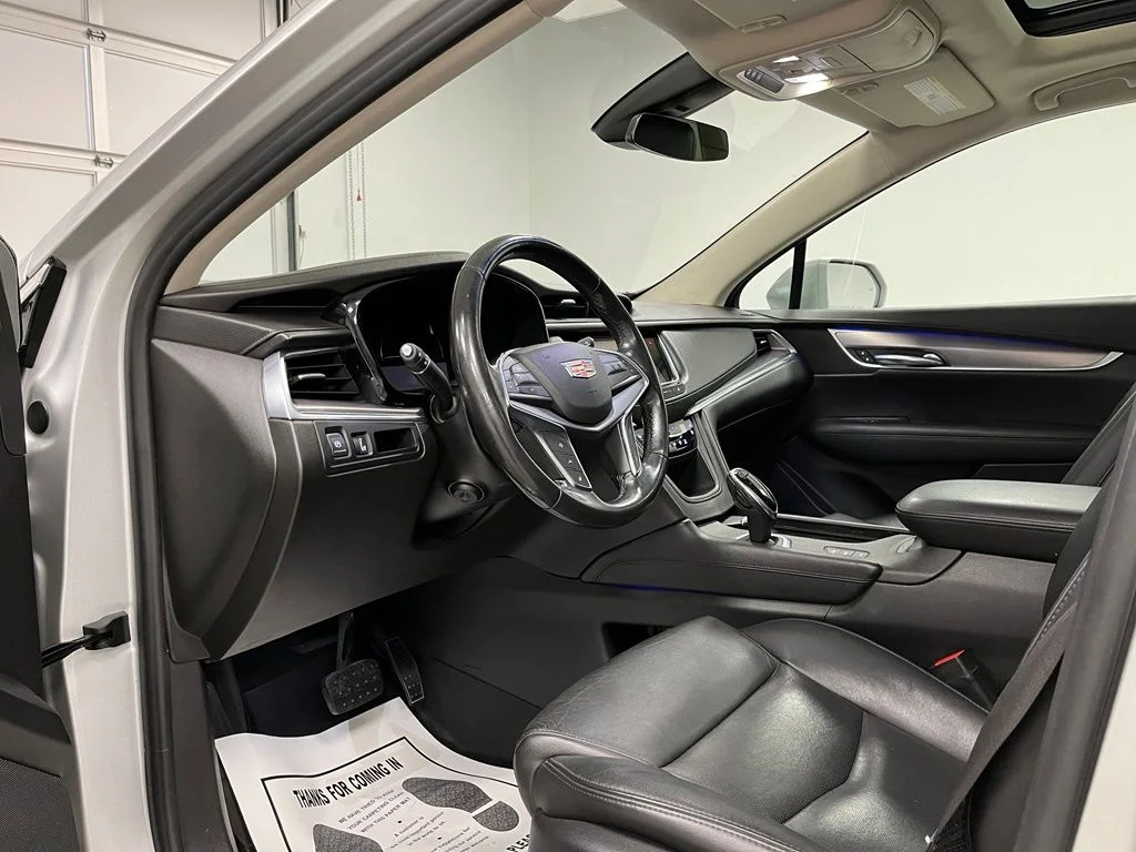 Used 2019 Silver Cadillac Premium Luxury image 17