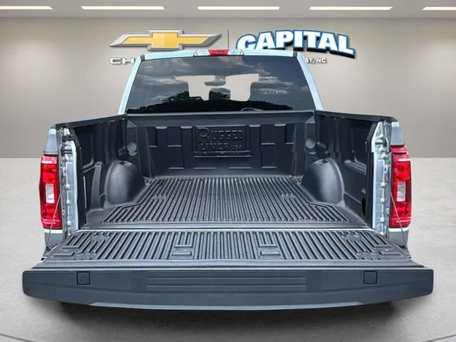 Used 2023  Ford XL image 30