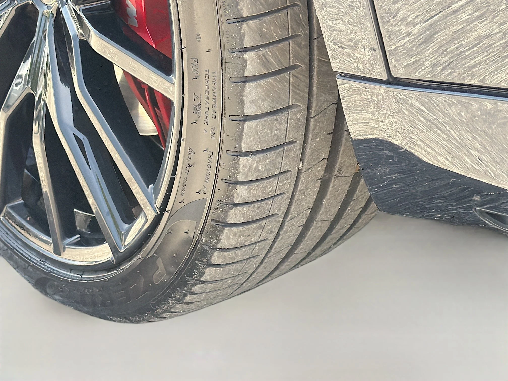 Certified Used 2025 Carbon Black Metallic BMW xDrive40i image 42