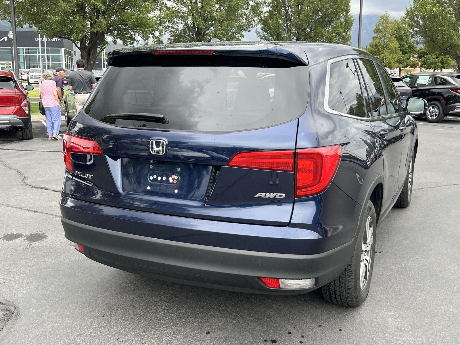 Used 2016 Blue Honda EX-L image 8
