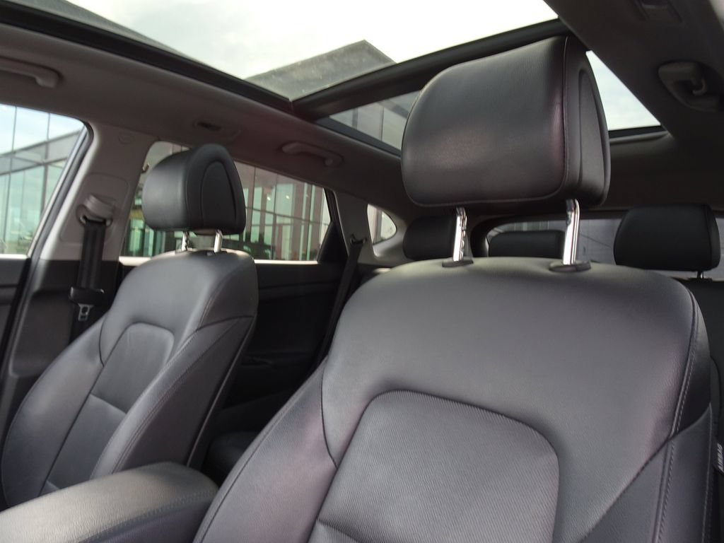 Used 2017 Ash Black Hyundai Limited image 10
