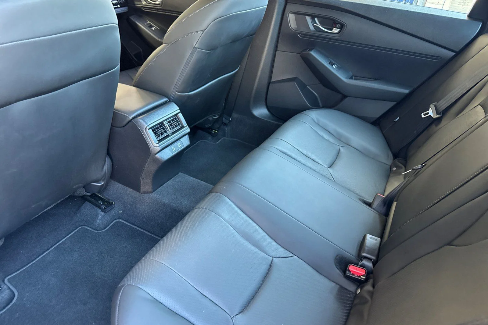 Certified Used 2025 Still Night Pearl Honda Sport-L image 15