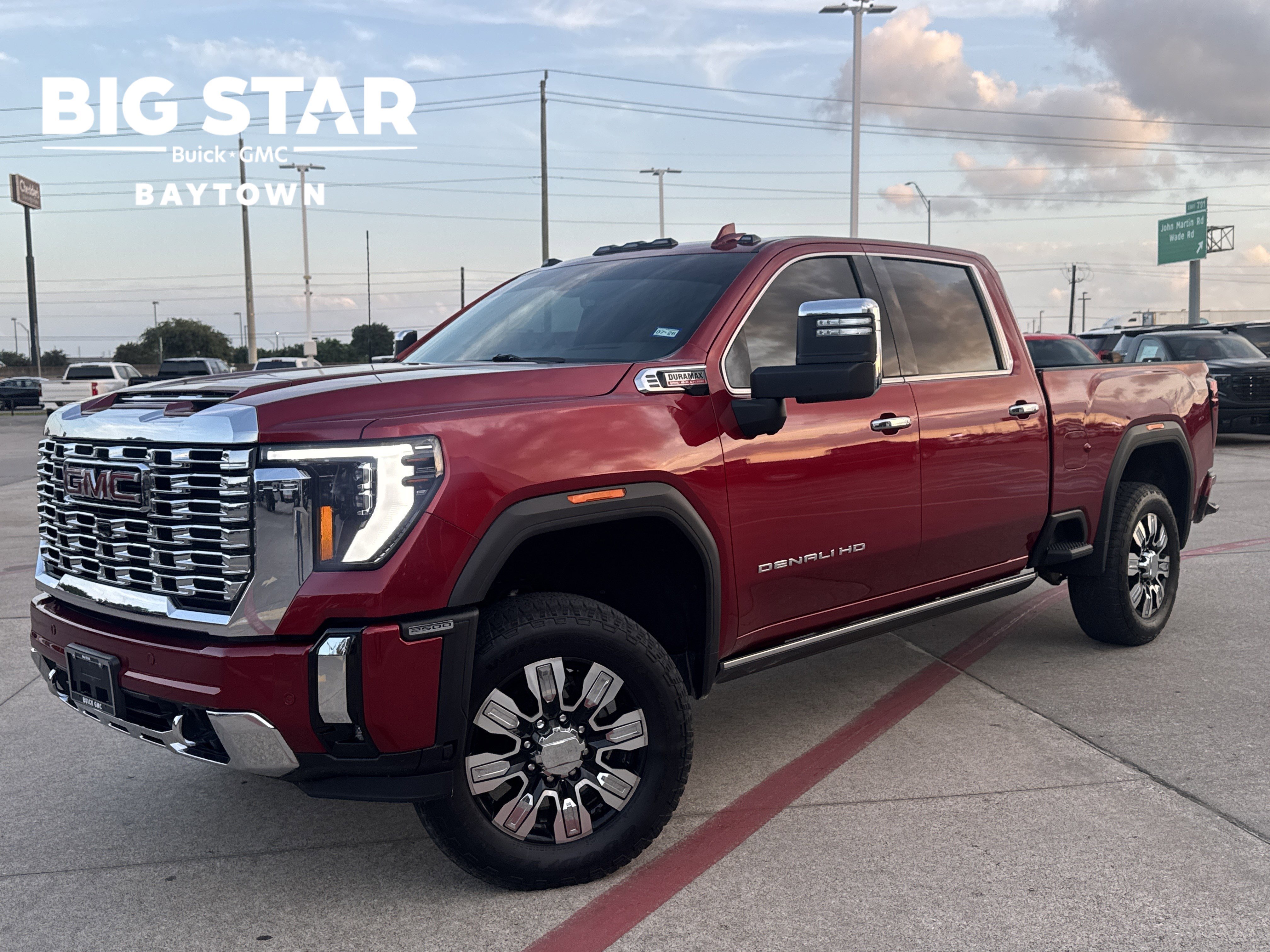 2024 GMC Sierra 4WD Crew Cab Standard Box Denali's photo