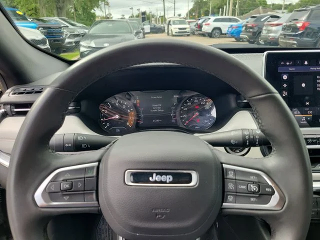 Used 2024 Gray Jeep Limited image 19