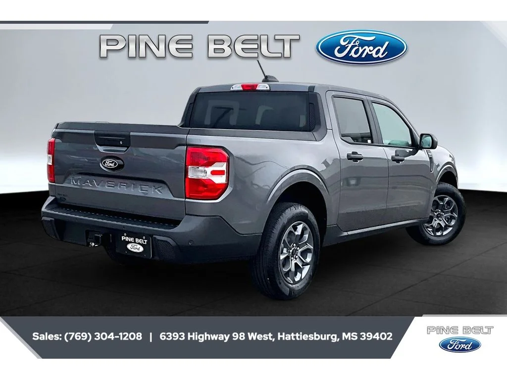 Used 2025 Carbonized Gray Metallic Ford XLT image 11