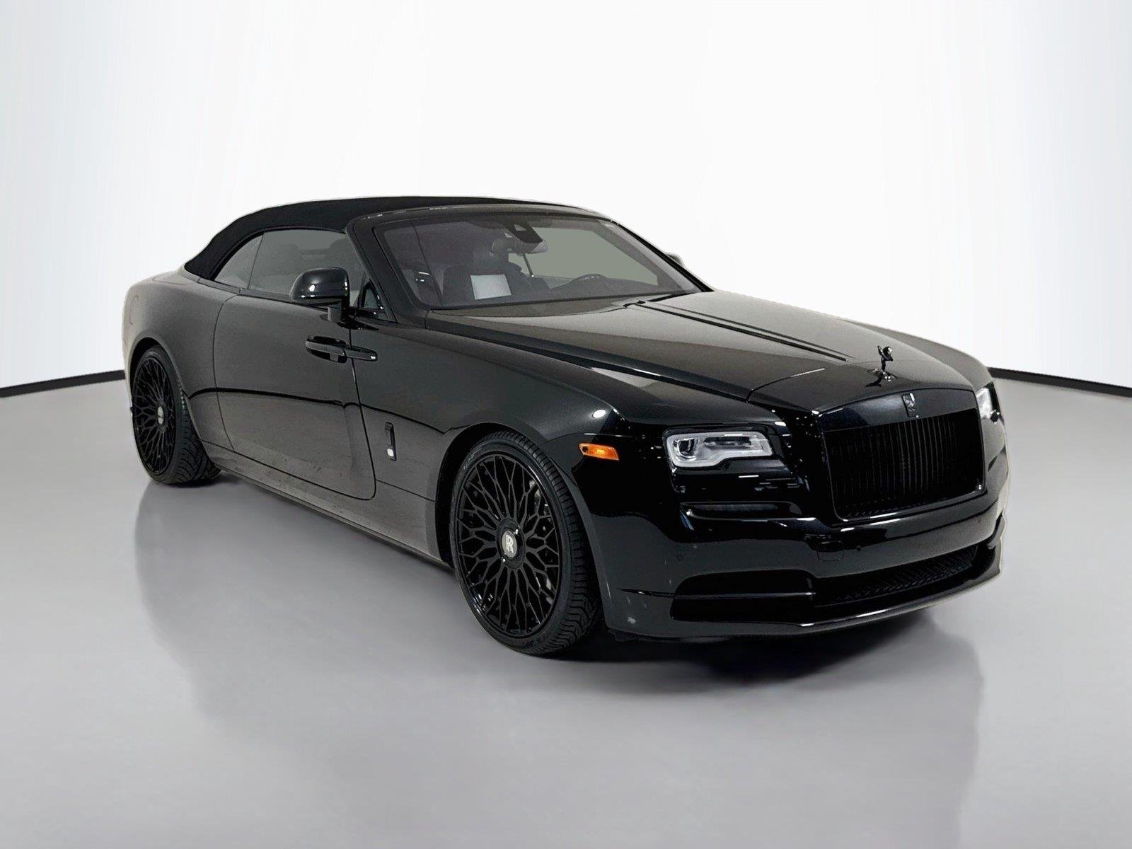 Used 2018 Obsidian Rolls-Royce  image 42