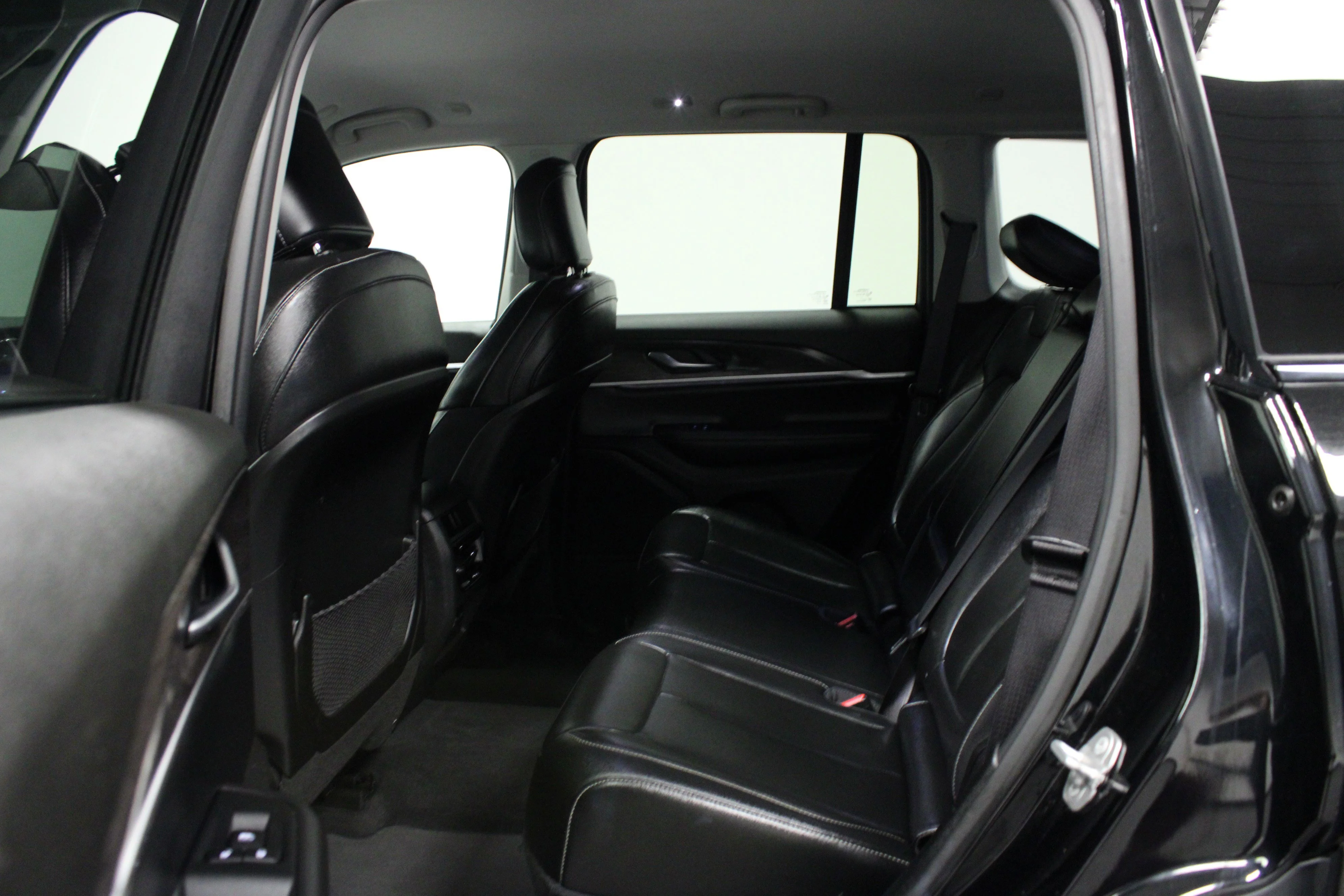 2023 Jeep Grand Cherokee Limited - Photo 13