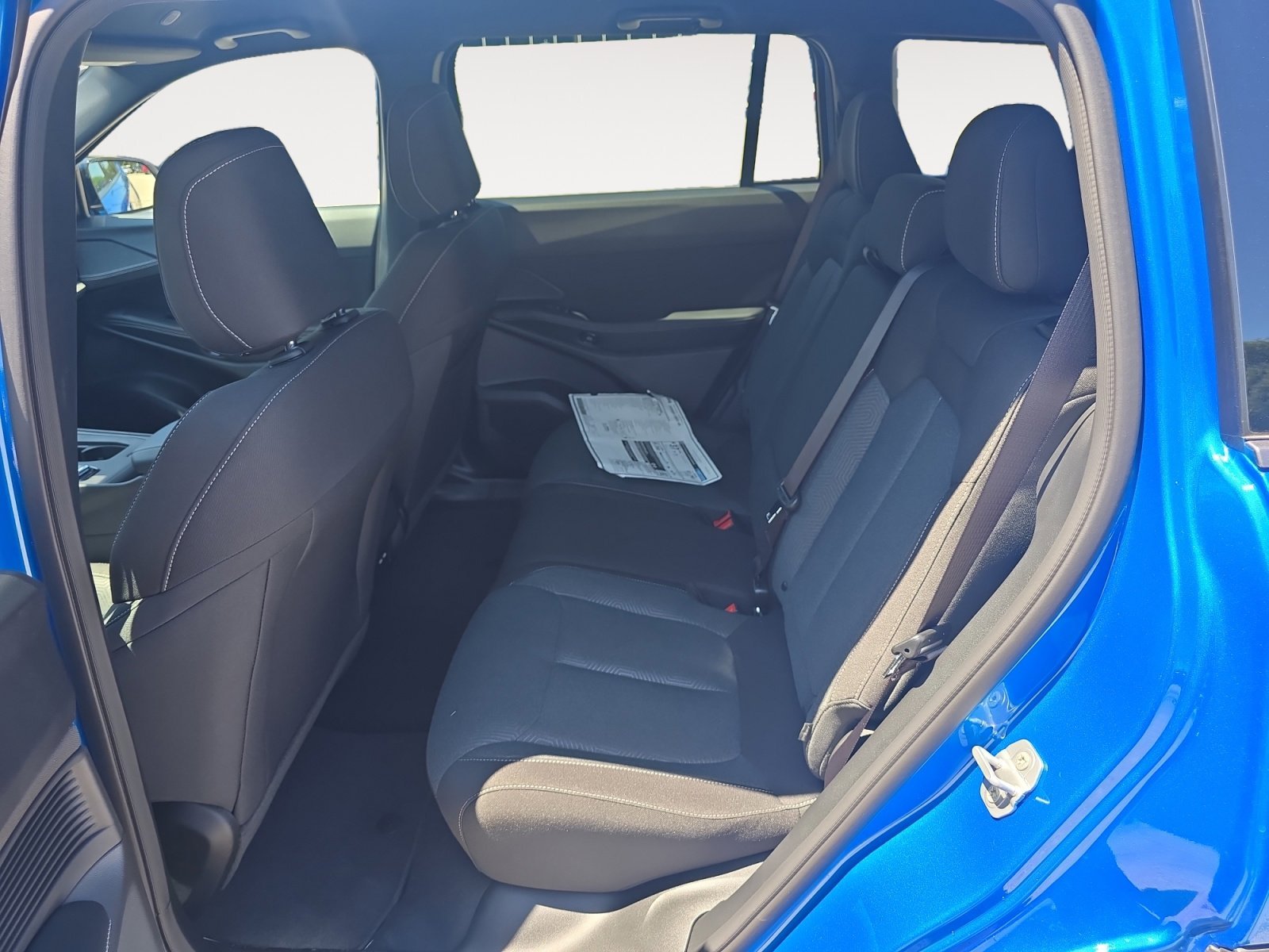 New 2026 Hydro Blue Pearlcoat Jeep Laredo image 23