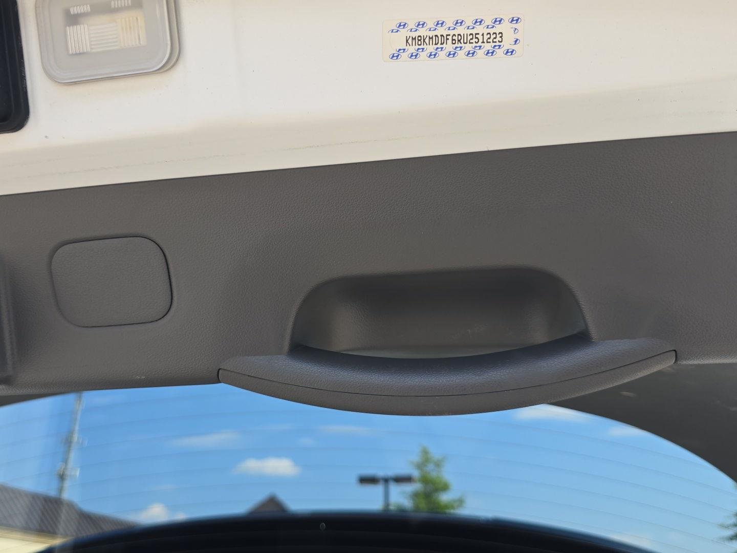 Used 2024 Atlas White Hyundai SE image 32