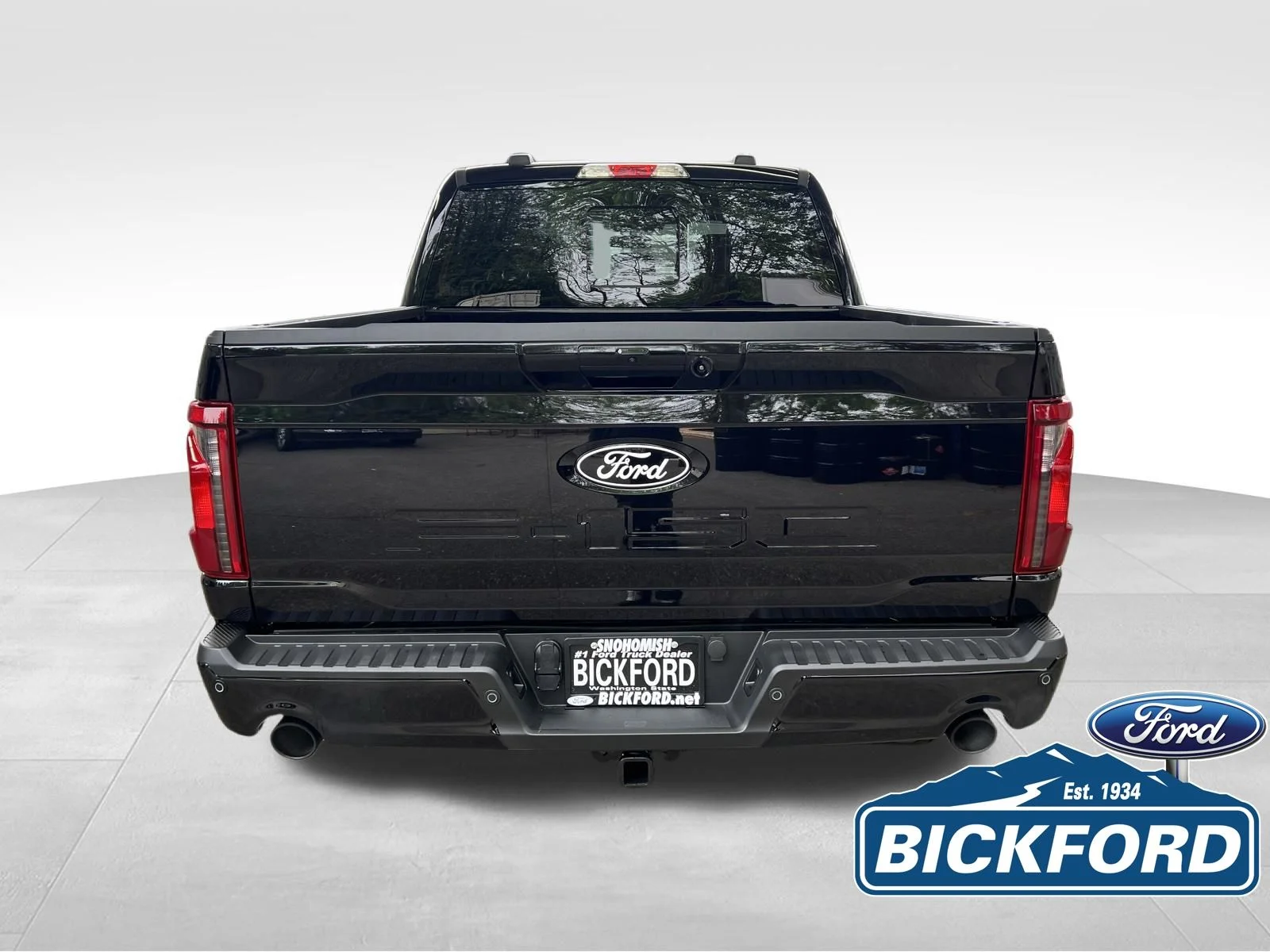 New 2026 Black Ford XLT image 6