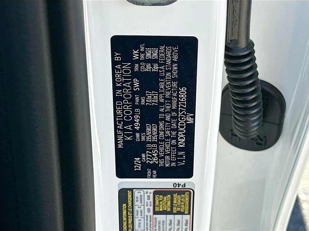 Certified Used 2025 White Kia LX image 29