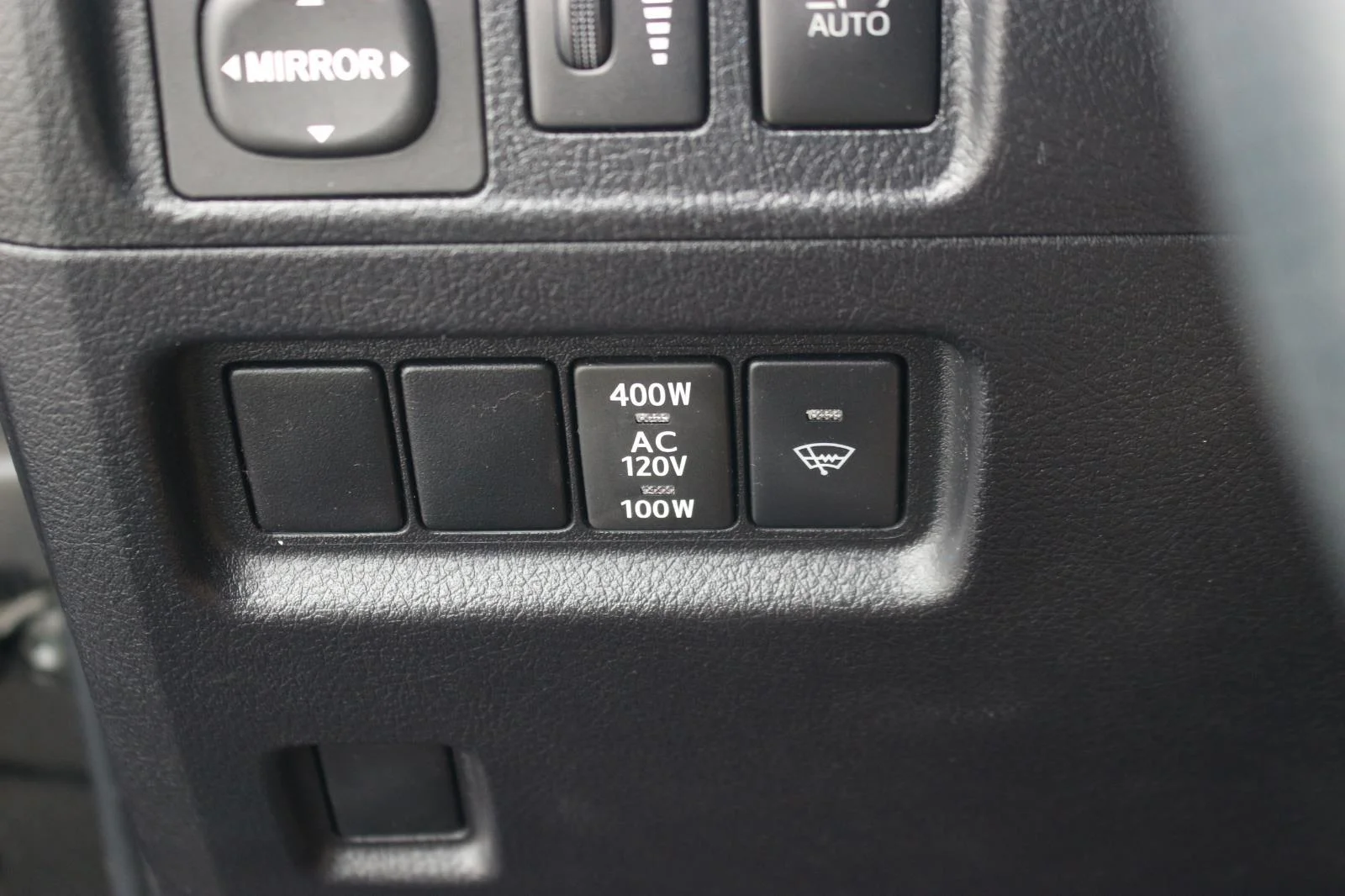 Used 2022 Black Toyota SR5 image 32