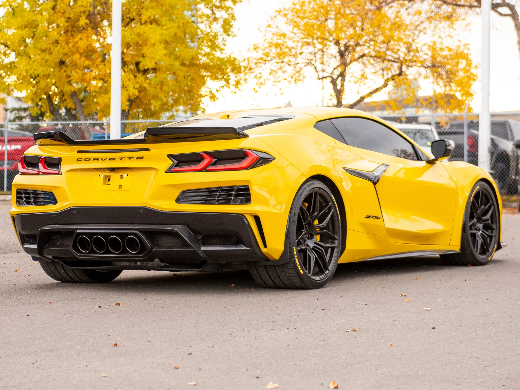 Used 2025 Yellow Chevrolet Z06 3LZ*, 670HP, Front Lift, Carbon Fibre Interior image 16
