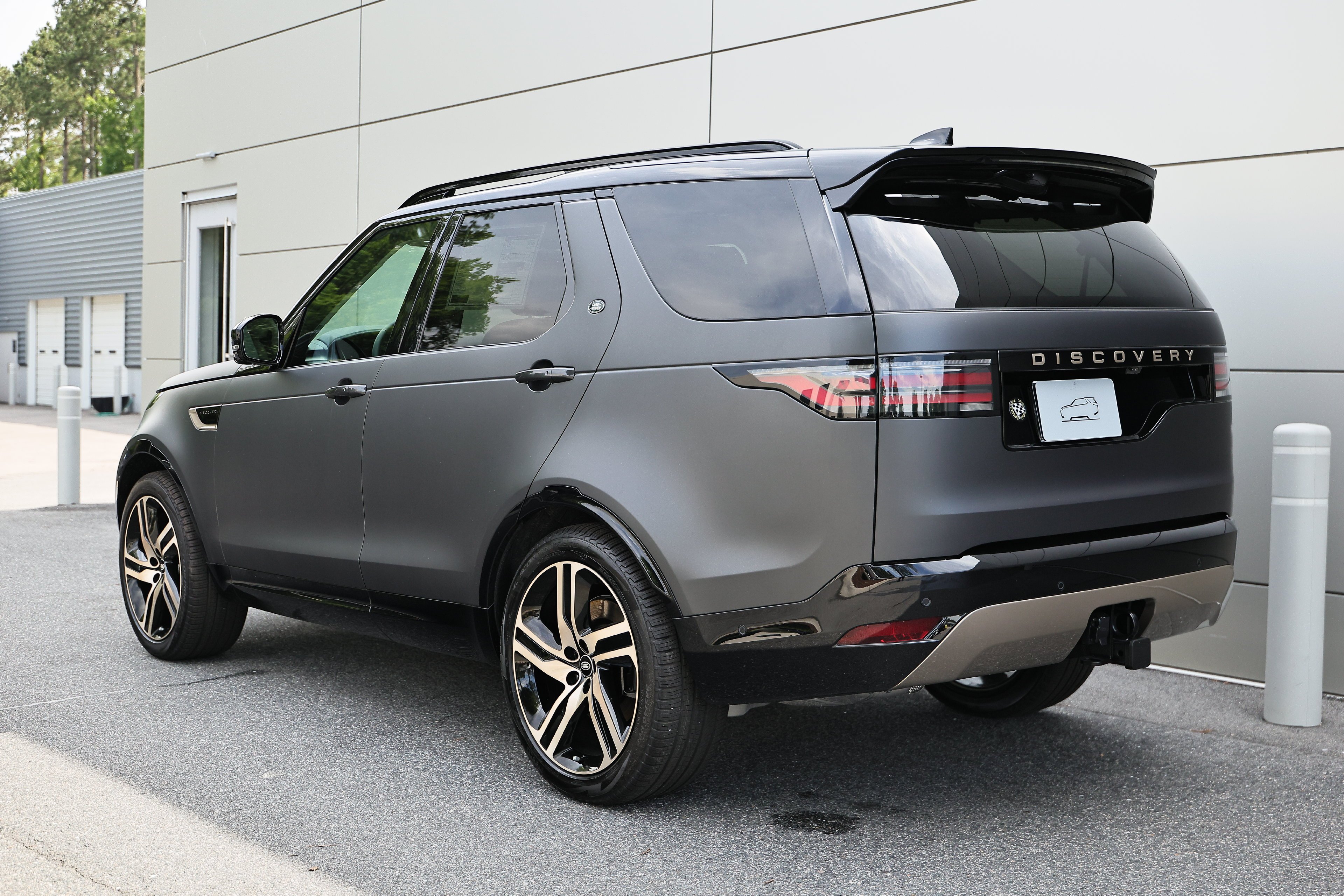 2026 Land Rover Discovery Tempest Edition - Photo 7
