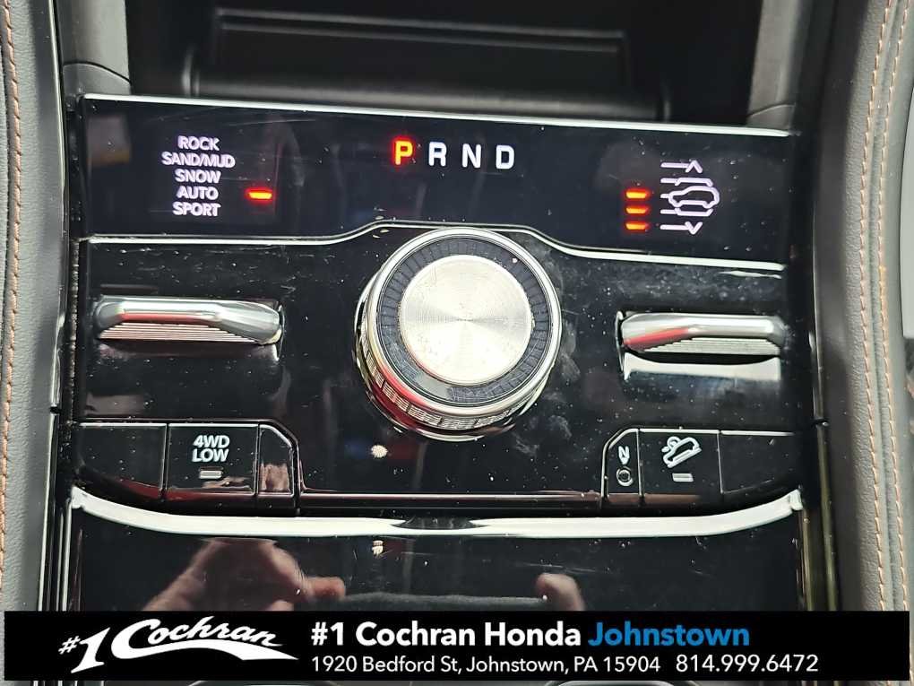 Used 2023 Diamond Black Crystal Pearlcoat Jeep Summit Reserve image 32