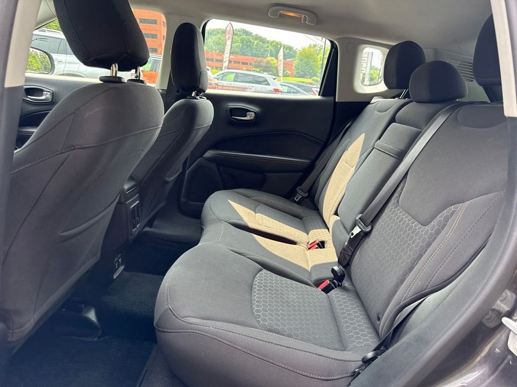 Used 2019 Gray Jeep Sport image 12