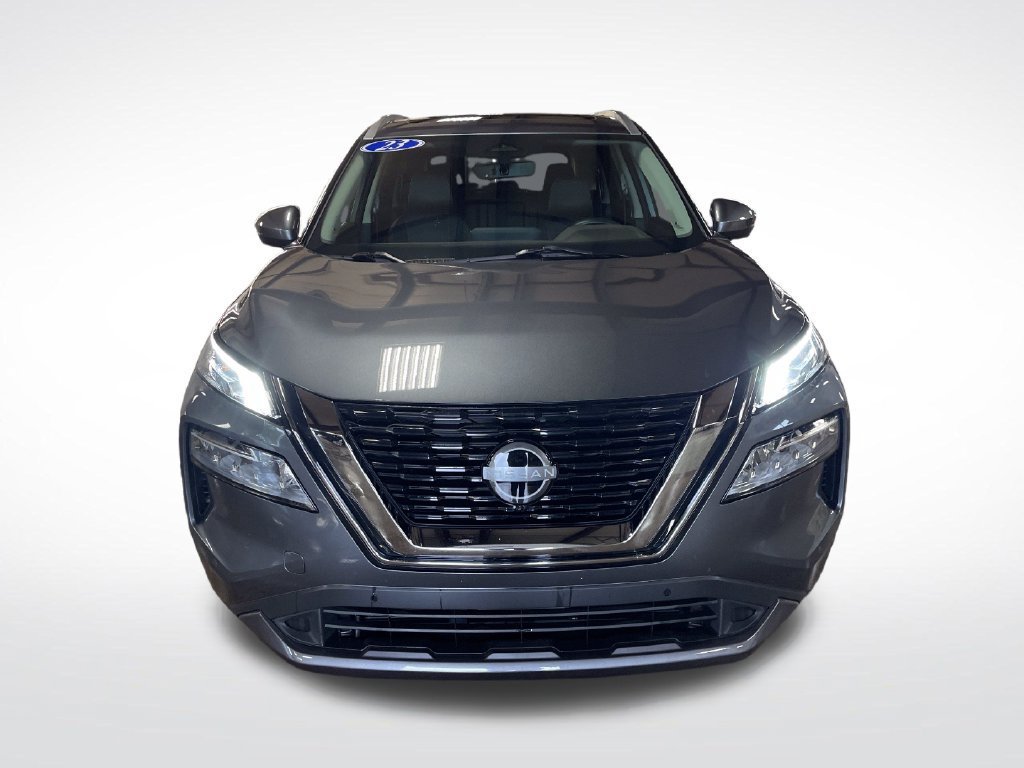 Used 2023  Nissan SL image 9