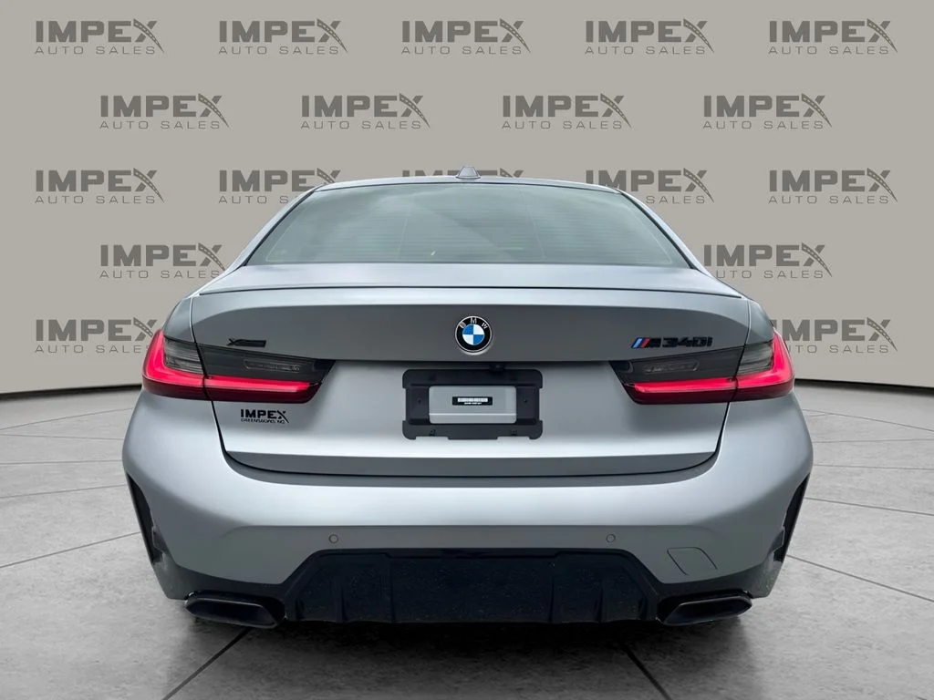 Used 2023 Gray BMW M340i xDrive image 4