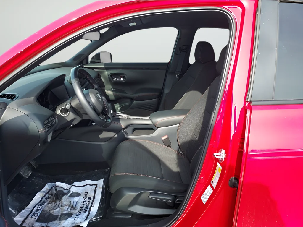 Used 2025  Honda Sport image 9