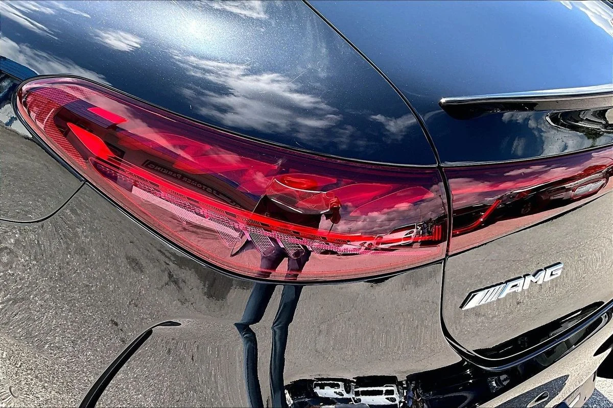 Used 2023  Mercedes-Benz 4MATIC®+ image 23