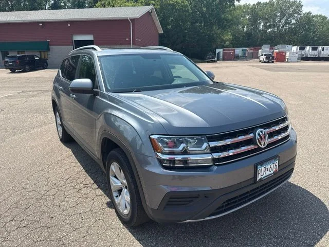 Used 2018 Volkswagen Atlas Launch Edition with VIN 1V2HR2CA2JC514441 for sale in Inver Grove Heights, Minnesota