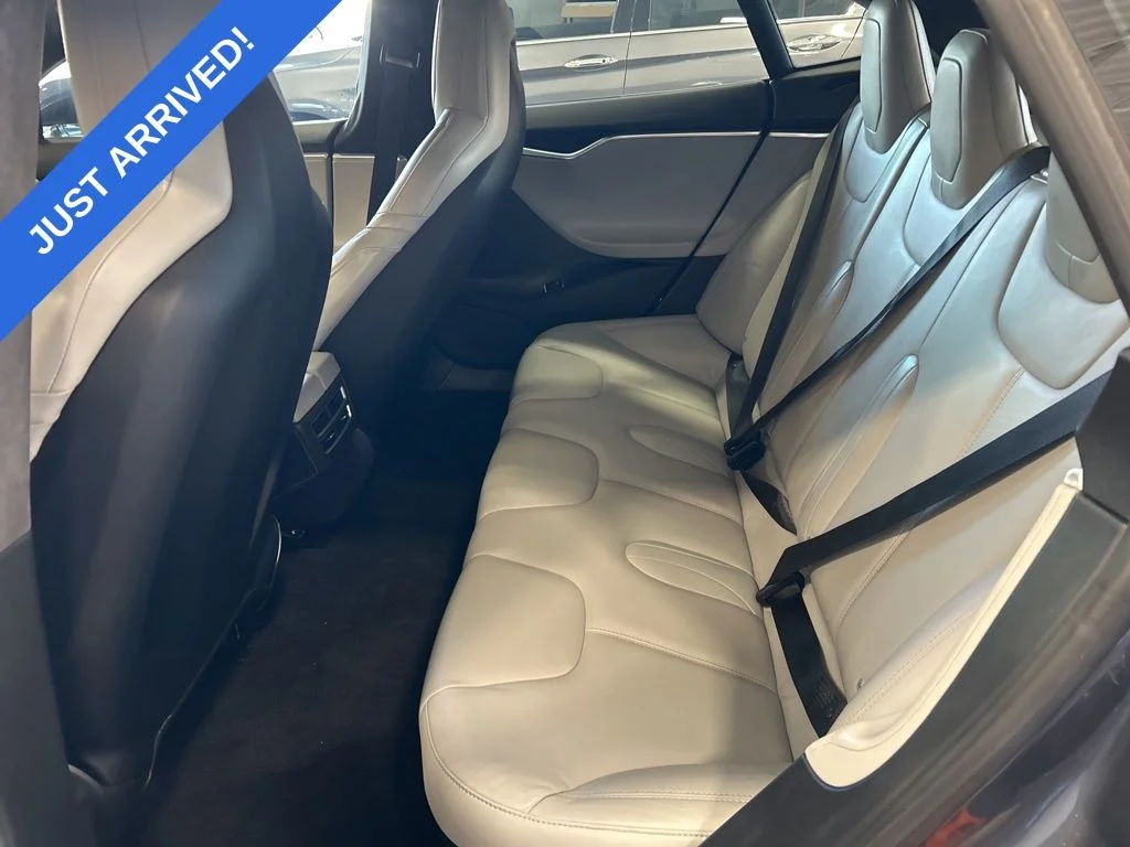 2016 Tesla Model S 90D - Photo 6