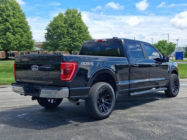 Used 2022  Ford XLT image 6