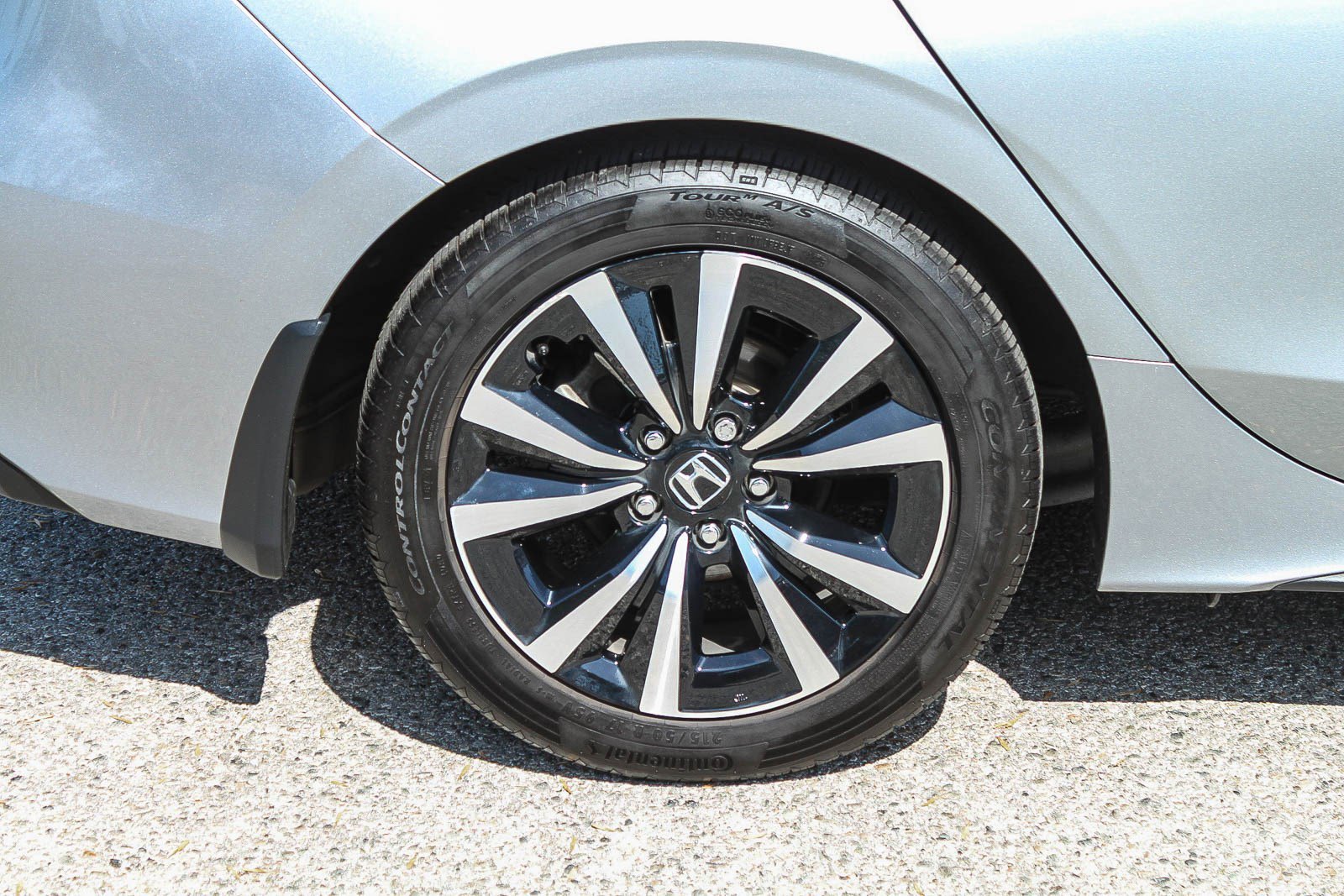 2024 Honda Civic Hatchback EX-L - Photo 40