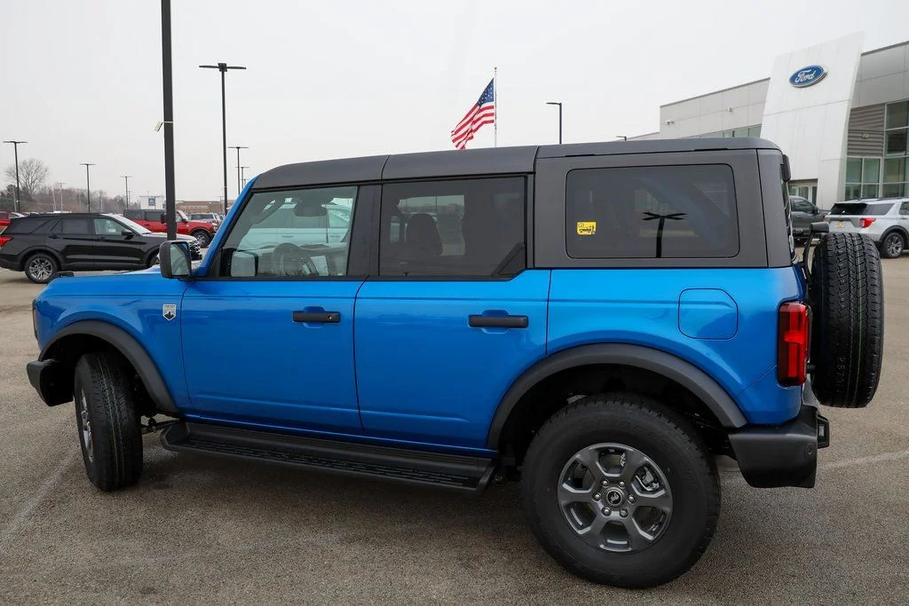 New 2026 Velocity Blue Metallic Ford Big Bend® image 17