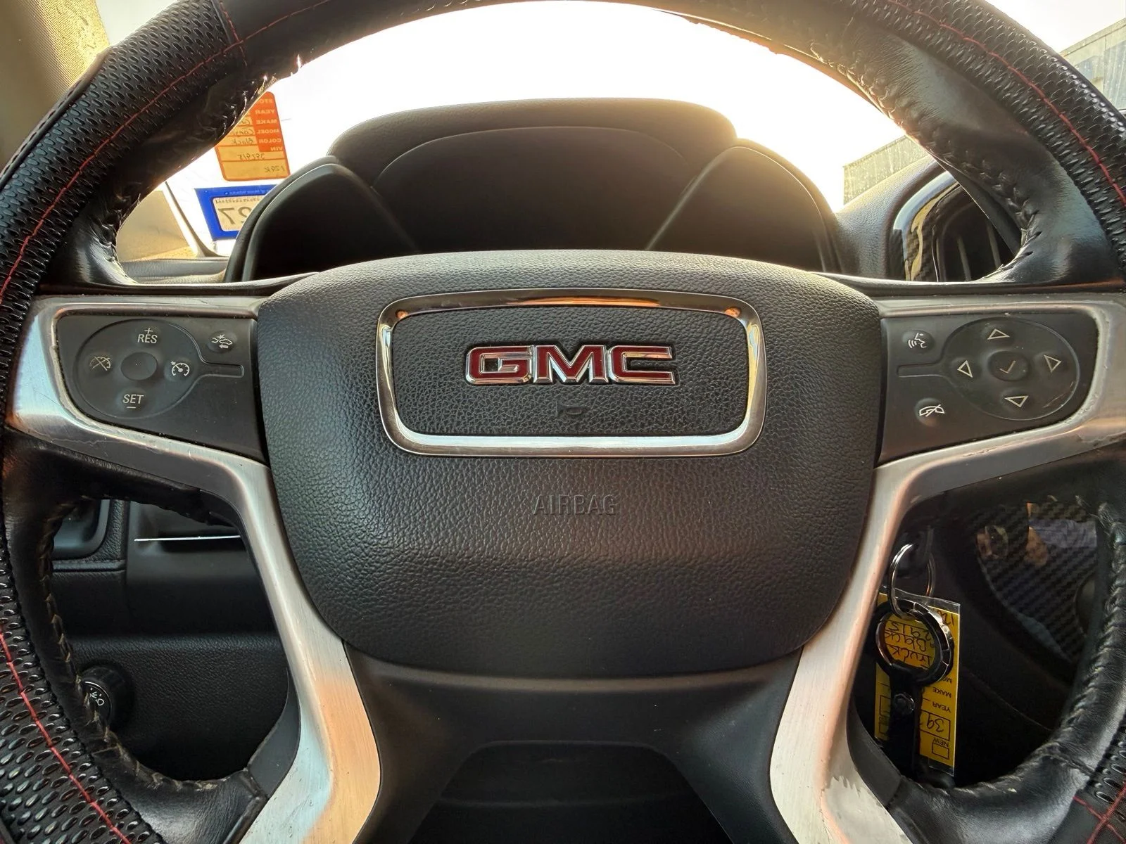 Used 2016 Black GMC SLE1 image 7