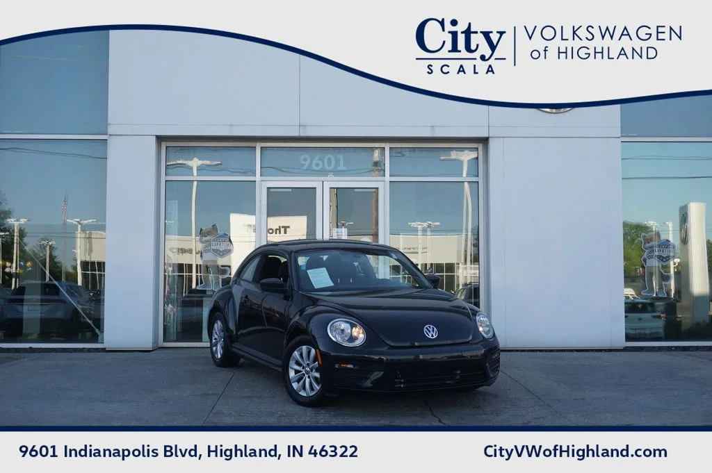2017 Volkswagen Beetle 1.8T S Auto's photo