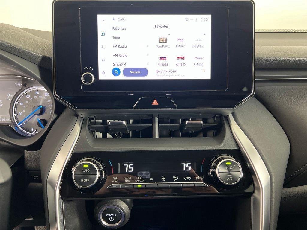 Used 2024 Blueprint Toyota LE image 5