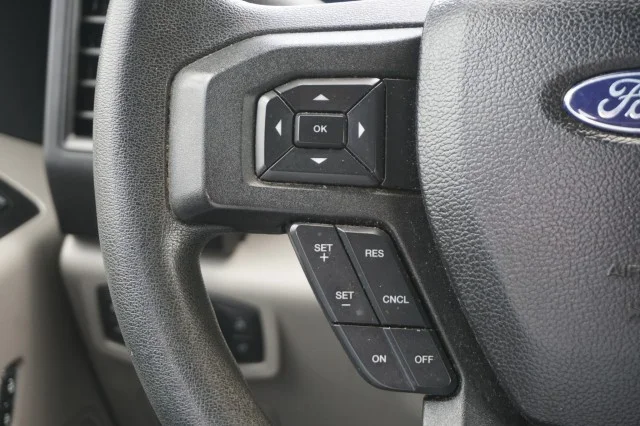 Used 2018  Ford XL image 20
