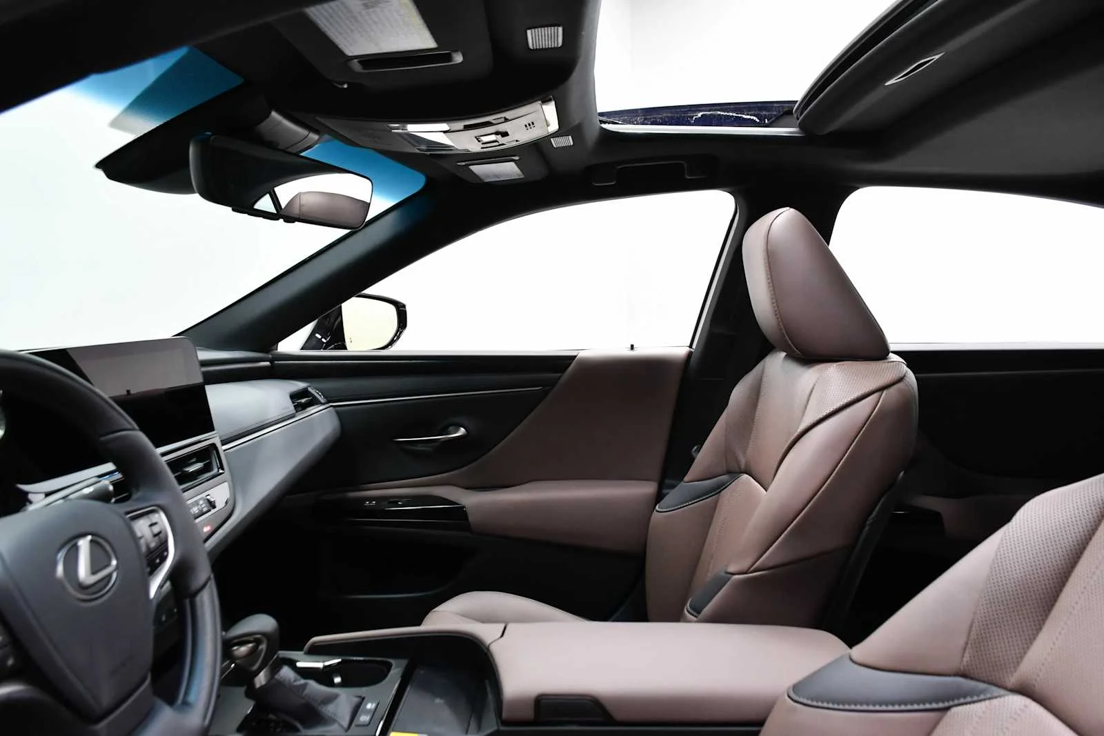 Used 2025 Nightfall Mica Lexus Luxury image 17
