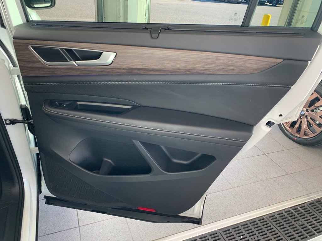 2025 Volkswagen Atlas SEL - Photo 21