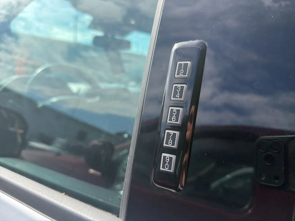 Used 2020 White Ford XLT image 16