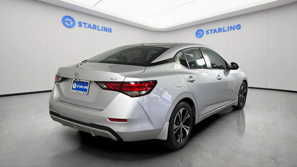 Used 2022 Silver Nissan SV Xtronic CVT image 8