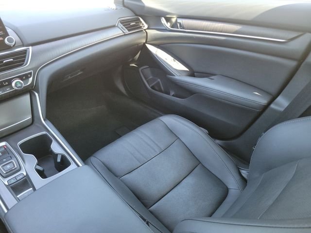 Used 2021  Honda Touring 2.0T image 17