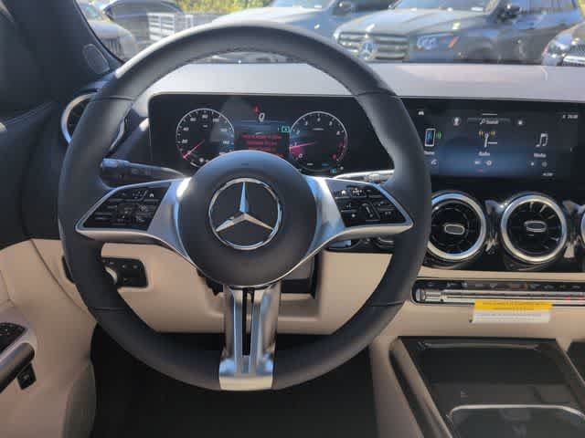 New 2026 Polar White Mercedes-Benz GLA 250 image 25