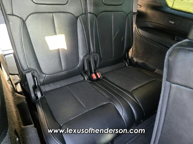 Used 2021 Silver Jeep Overland image 16
