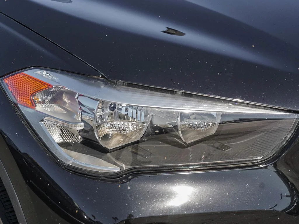 Used 2019 Black BMW xDrive28i image 10