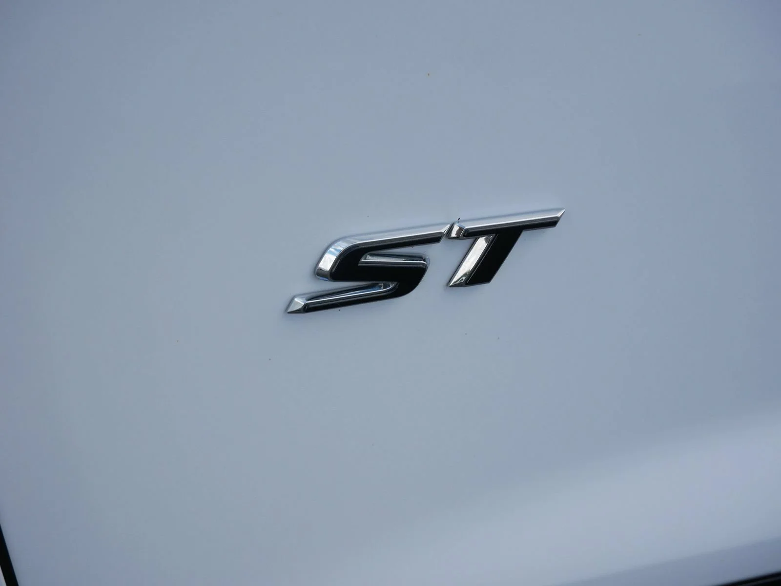 Certified Used 2026 Summit White Buick Sport Touring image 9