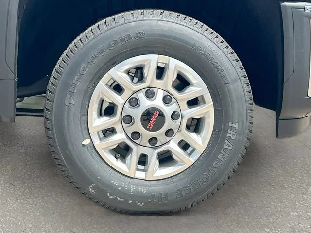 New 2026 Summit White GMC Pro image 17