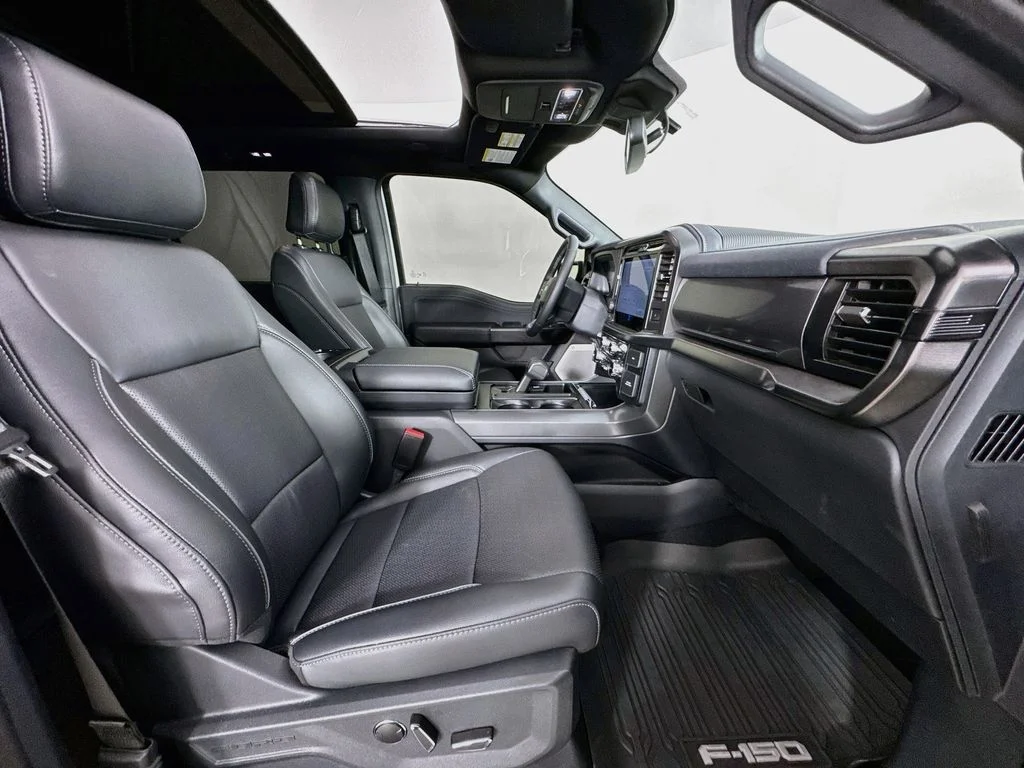 Used 2026 Avalanche Ford Lariat image 35